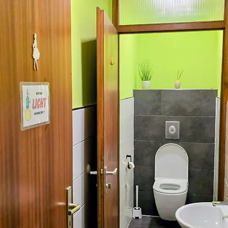 Apartment For Tradespeople - Near Karlsruhe